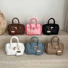 �K�����Ů������2026�¿�羳Ů��Ůʿ������μ�б���handbag