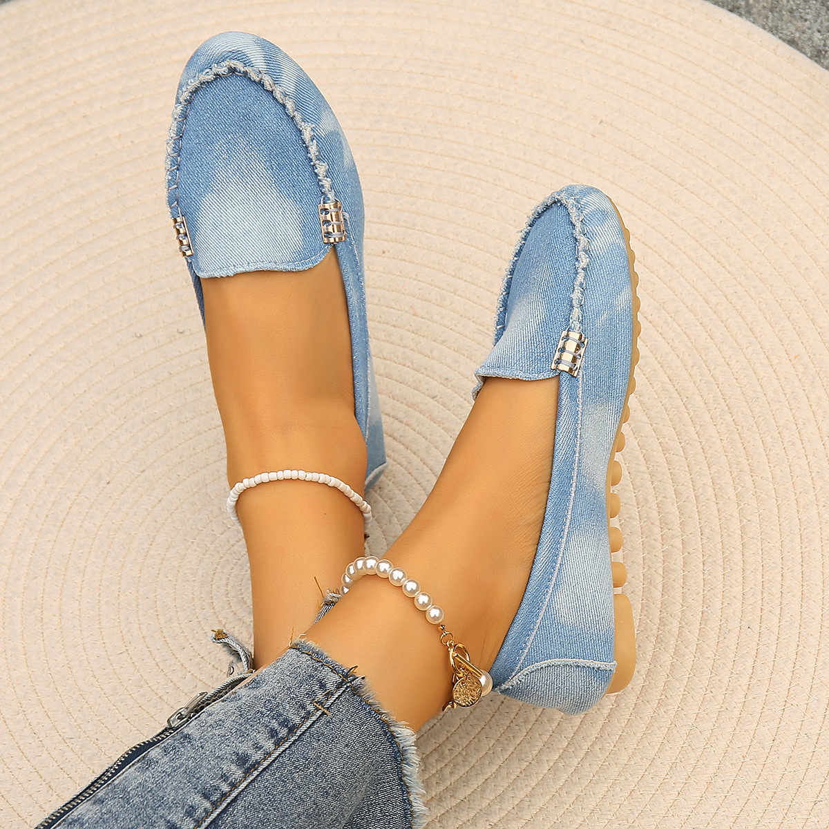 Damskor 2024 Vår Stora Storlekar Casual Mode Bekväma Slip-On Stora Storlekar Tods Skor för Dam_voghion.com