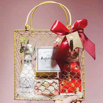 源头厂家生产销售铁丝网结婚伴手礼 宝宝满月周岁回礼篮 大宗现货