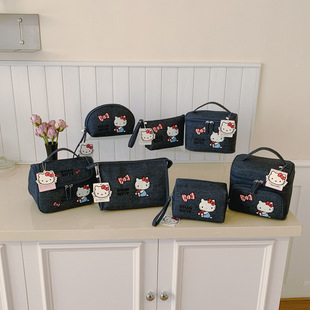 HelloKitty�����ڙ�ţ���ع��̽����y���ɐ۴����������ռ{���y��