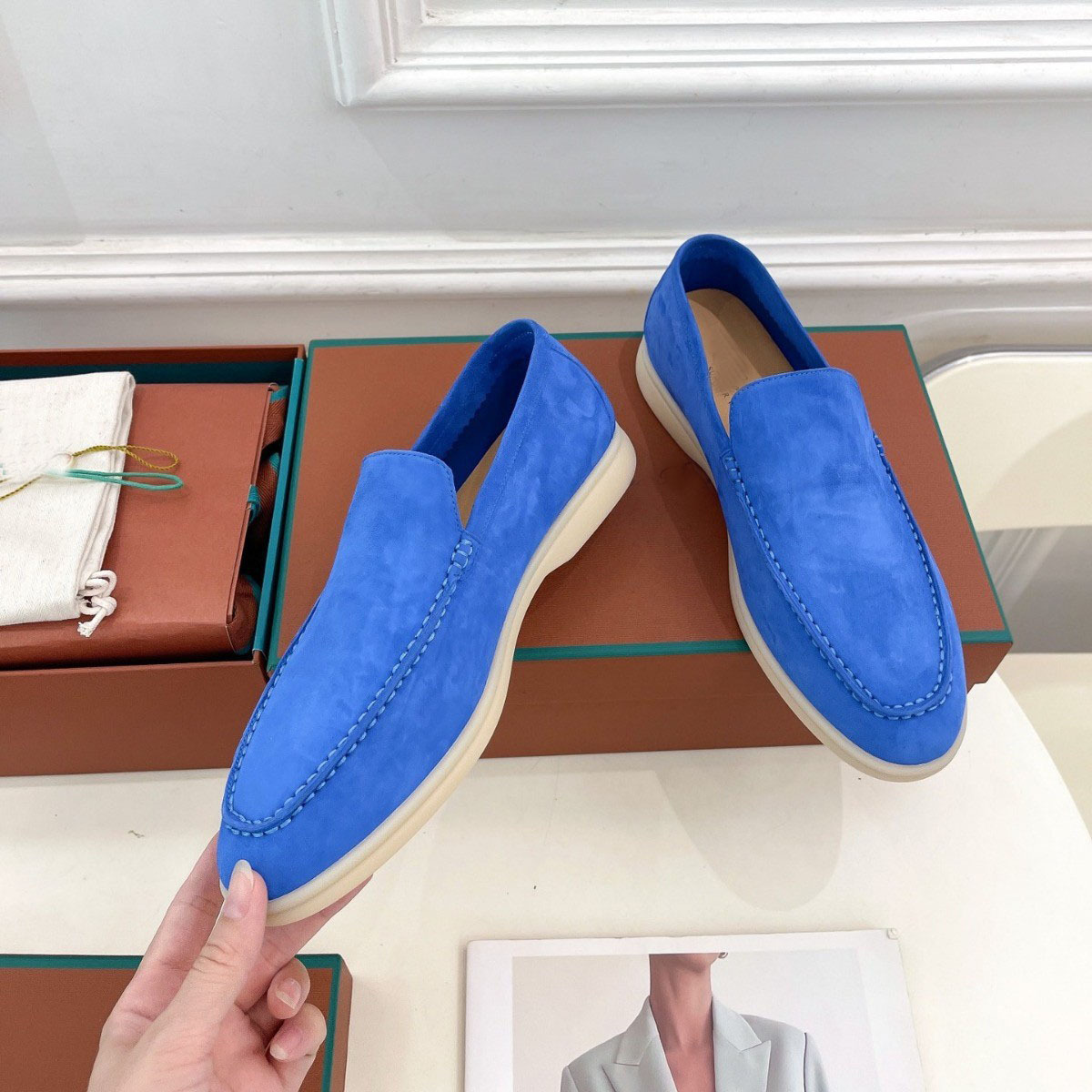 Mocasines de cuero genuino para hombre, sin cordones, para caminar en verano, zapatos planos de talla grande para mujer