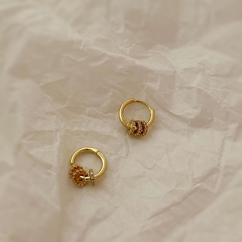 2021 New Japanese and Korean Light Luxury One Style for DualWear Activity Diamond Ring Transfer Beads Temperament Ear Clip Earrings for Womenpicture15