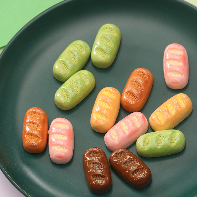 彩色吐司面包 仿真小食玩树脂微缩小法棍diy儿童玩具小贴片批发