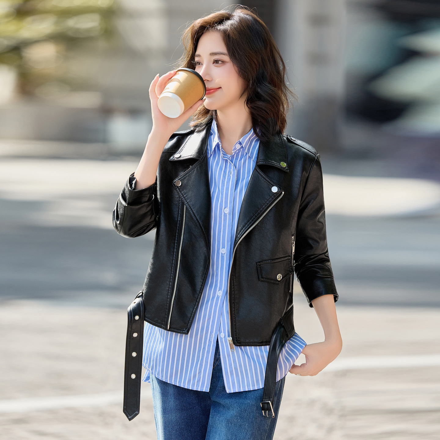 Haining Leather Jacket Women's Short 2025 Autumn and Winter New Fashionable Suit Collar Motorcycle Jacket Elegant Versatile Genuine Leather Jacket