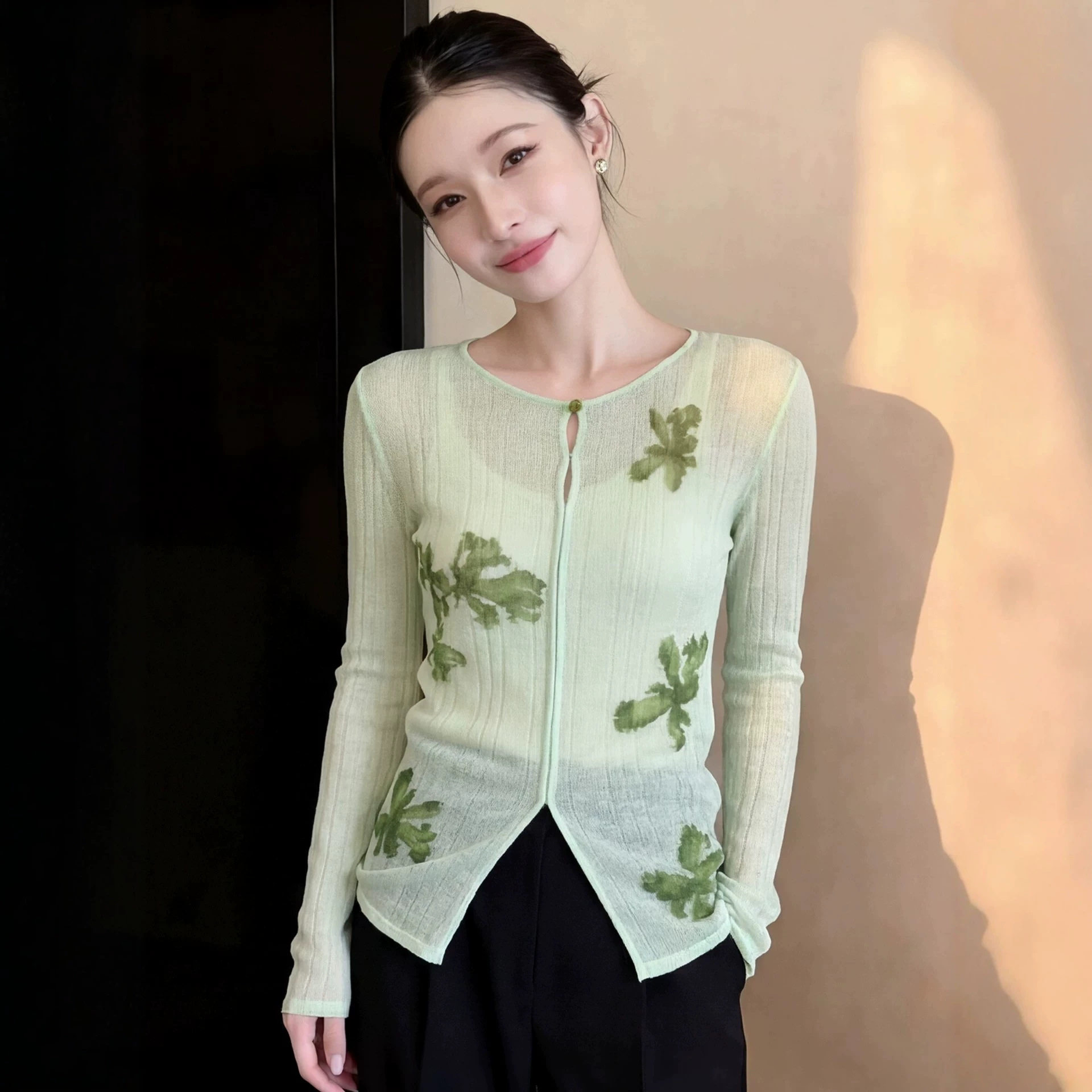 Áo len nữ cổ lọ thiết kế độc đáo mùa xuân hè — xanh lá cây chi tiết 1