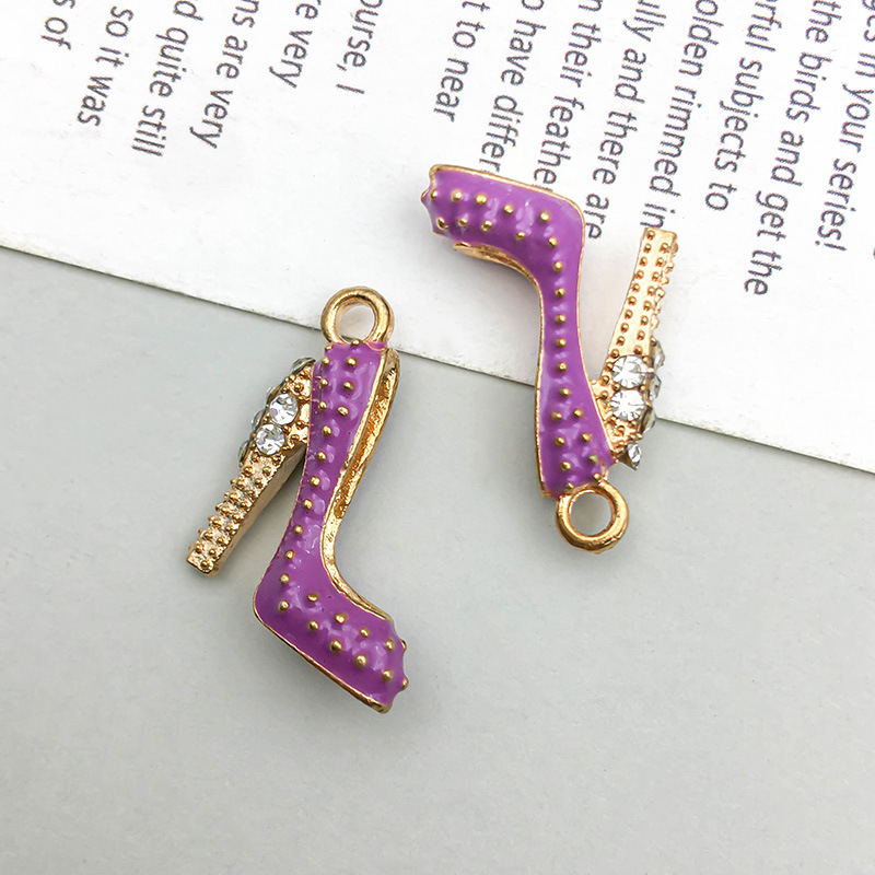 4g Weight Pendant Jewelry Making Type 16 * 18 mm Jewelry Making Size DIY Jewelry Accessories Classification 10 of Them, 4 in Black and 2 in Others Quantity Zinc alloy Material Enamel Design Lady Style 10 Of Them, 4 In Black And 2 In Others 16 * 18 Mm Zinc Alloy Pendant 2
