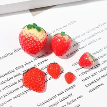 仿真红色草莓 立体水果草莓奶油胶手机壳diy手工自制滴胶树脂配件