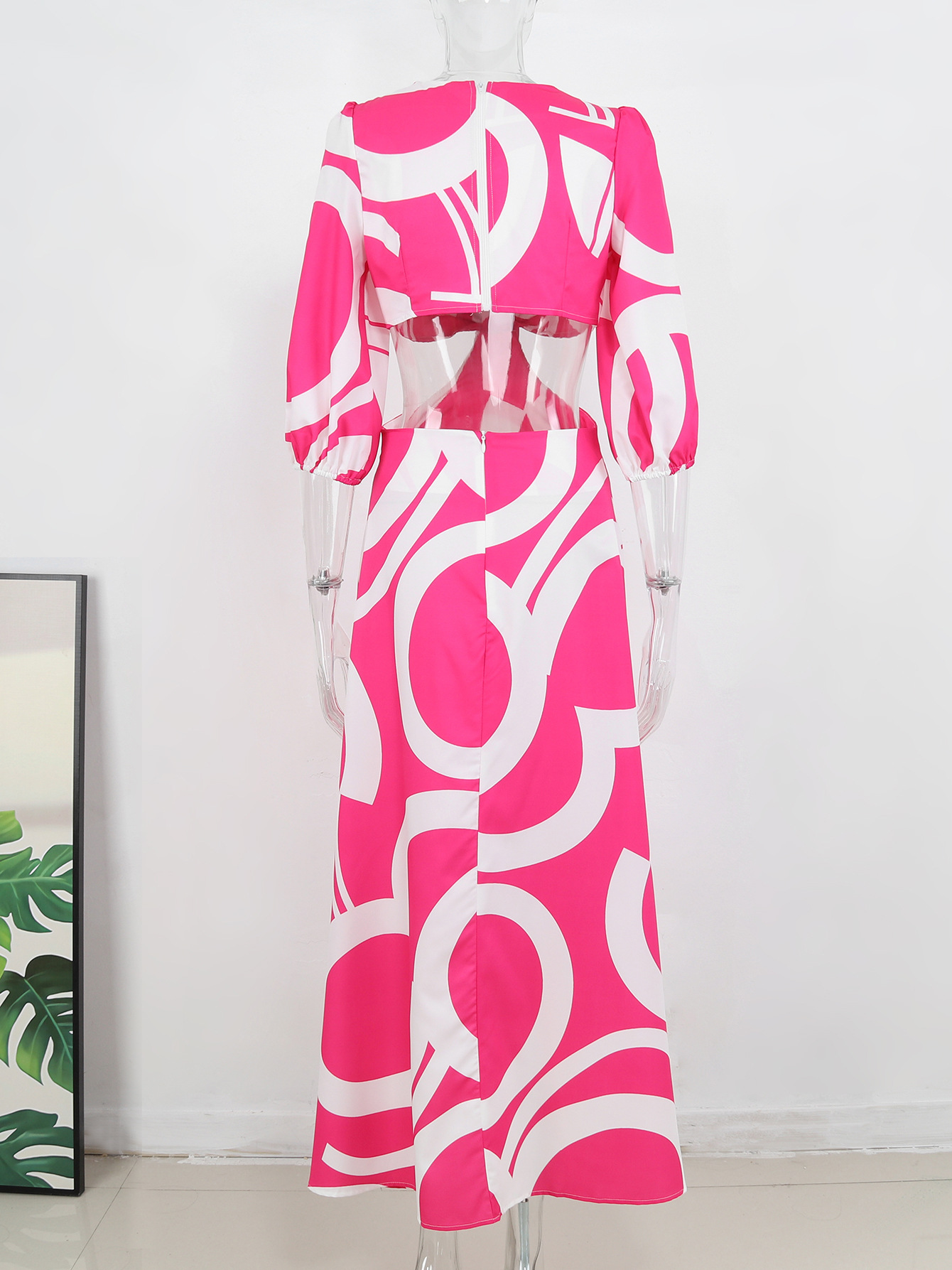 Women's Regular Dress Elegant V Neck 3/4 Length Sleeve Circle Maxi Long Dress Daily Beach display picture 5