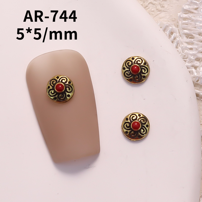 AR-744