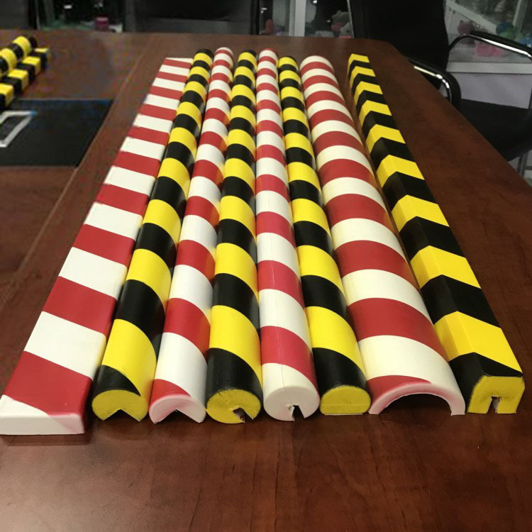 长期供应pu海绵发泡防护条 nbr发泡防护条 pu自结皮防护条