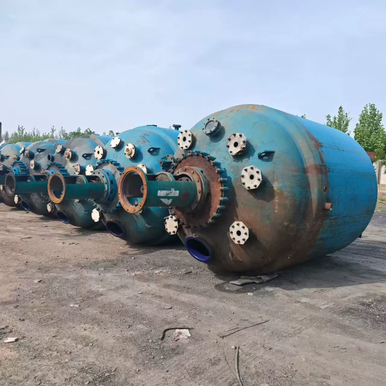 低价出售10000L搪瓷反应釜 型号齐全  化工防腐反应设备 二手搪瓷