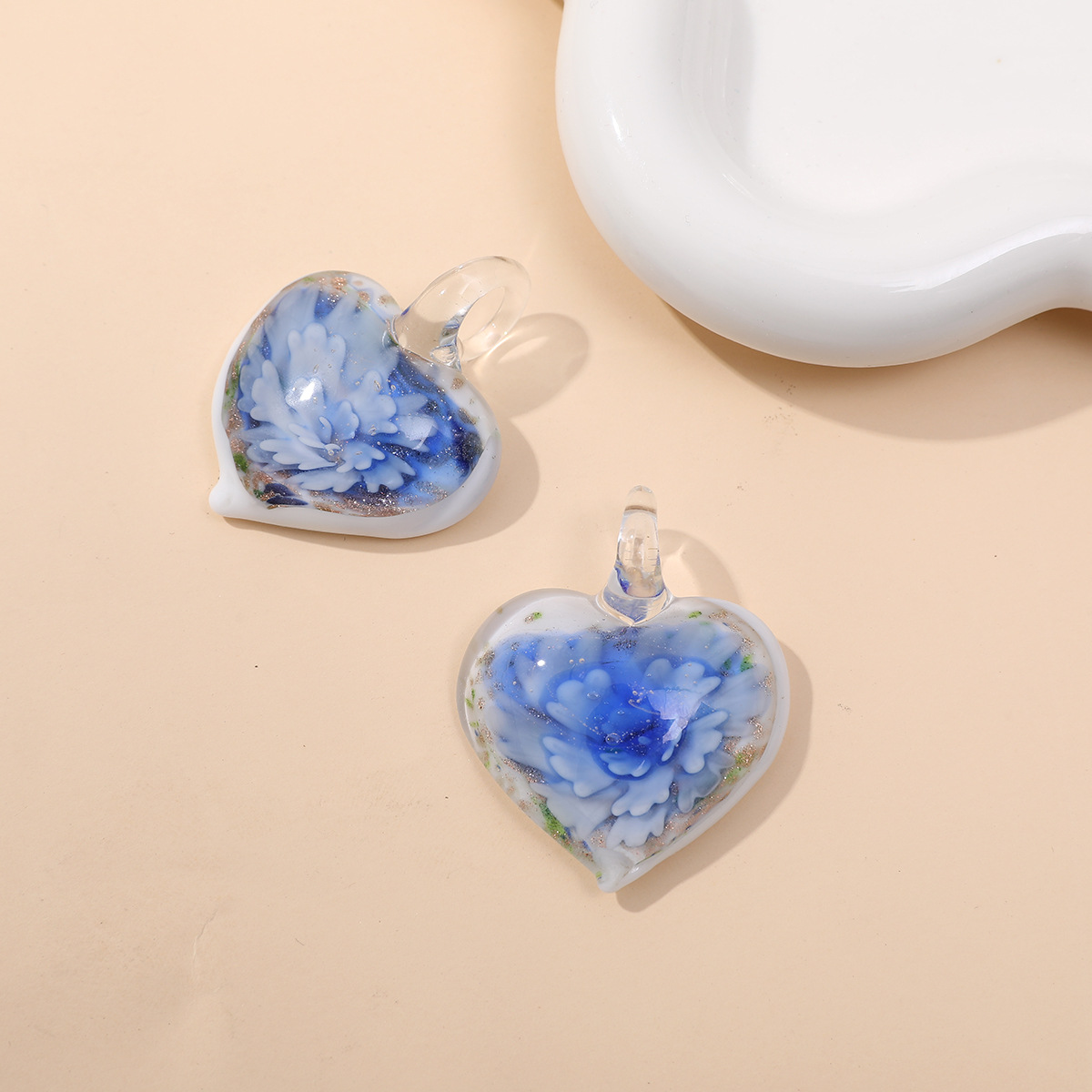 16g Weight Pendant Jewelry Making Type 36*47mm Jewelry Making Size DIY Jewelry Accessories Classification 1 Piece Quantity glass Material Heart Shape, Flower Pattern Simple Style Style 1 Piece 36*47mm Glass Heart Shape Flower Pendant 16