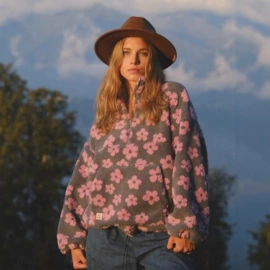 时尚休闲套装;连衣裙;女式T恤