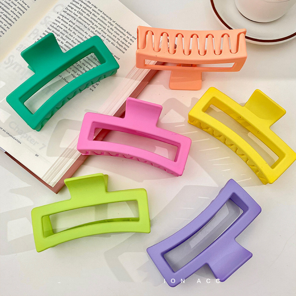 1 Piece Quantity Women's Lady Solid Color Resin Stoving Varnish Hair Claws
