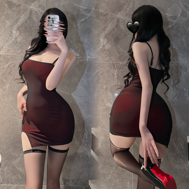 검정색과 빨간색 정장(힙스커트+T바지)