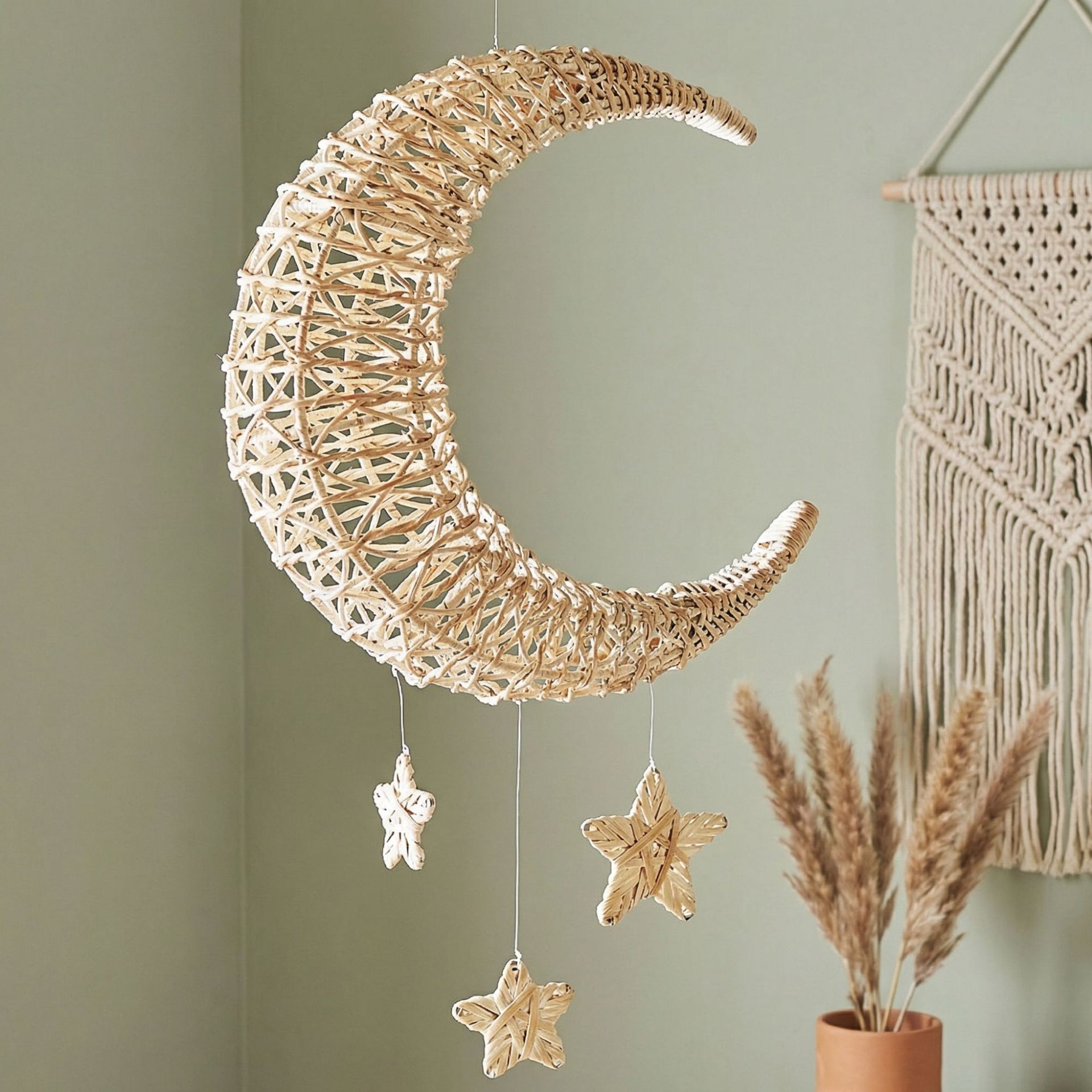 Adorno Colgante de Pared Luna y Estrella de Ratán y Paja Hecho a Mano para Habitación Infantil image 4