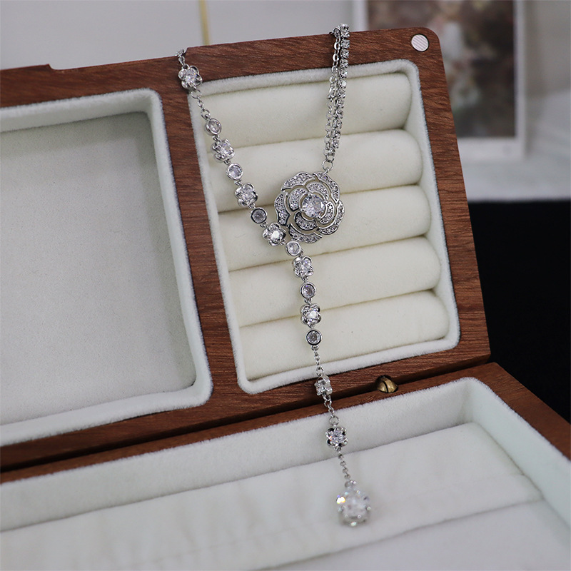 French New Micro-inlaid Zircon Camellia Woolen Chain Women's High-end Long Light Luxury Fashionable Simple All-match Necklace