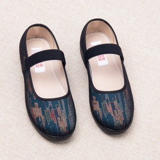 Spring 2024 New Old Beijing cloth shoes women's spring and autumn single-layer shoes comfortable soft bottom middle-aged and elderly not tired feet milk shoes