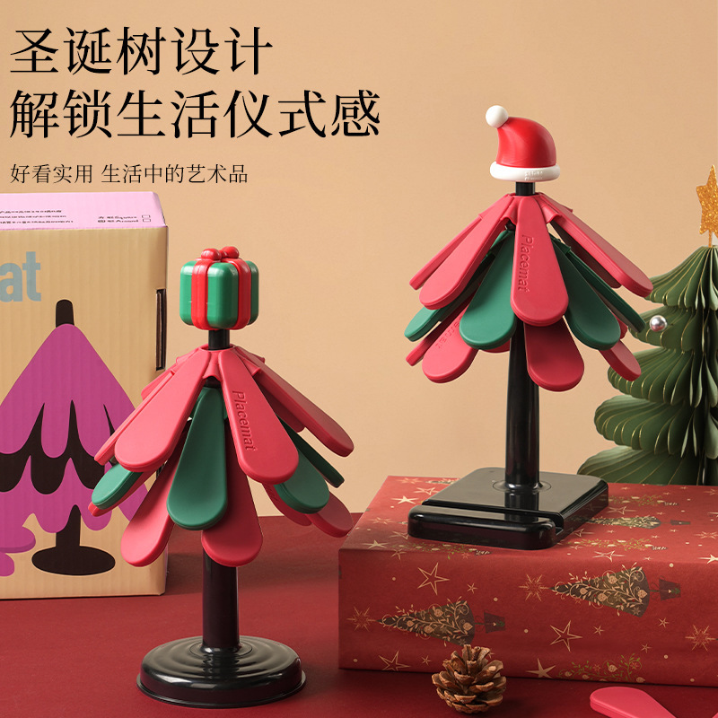 クリスマスツリーの耐高温テーブルマット家庭用ティーカップマットを自主的に設計して、折り畳み式断熱マットを作ることができます。|undefined