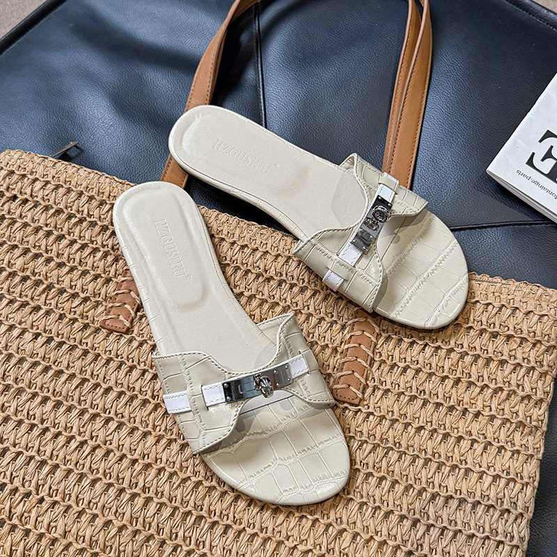Small Gold Buckle Crocodile Pattern French-Style Flat Sandals for Women, Summer Outdoor Wear, Soft-Soled Beach Half-Slippers, Export