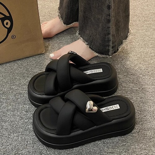 chanel style thick sole height-increasing sandals for women, 2024 new summer high-end wedge heel and beautiful one-word slippers