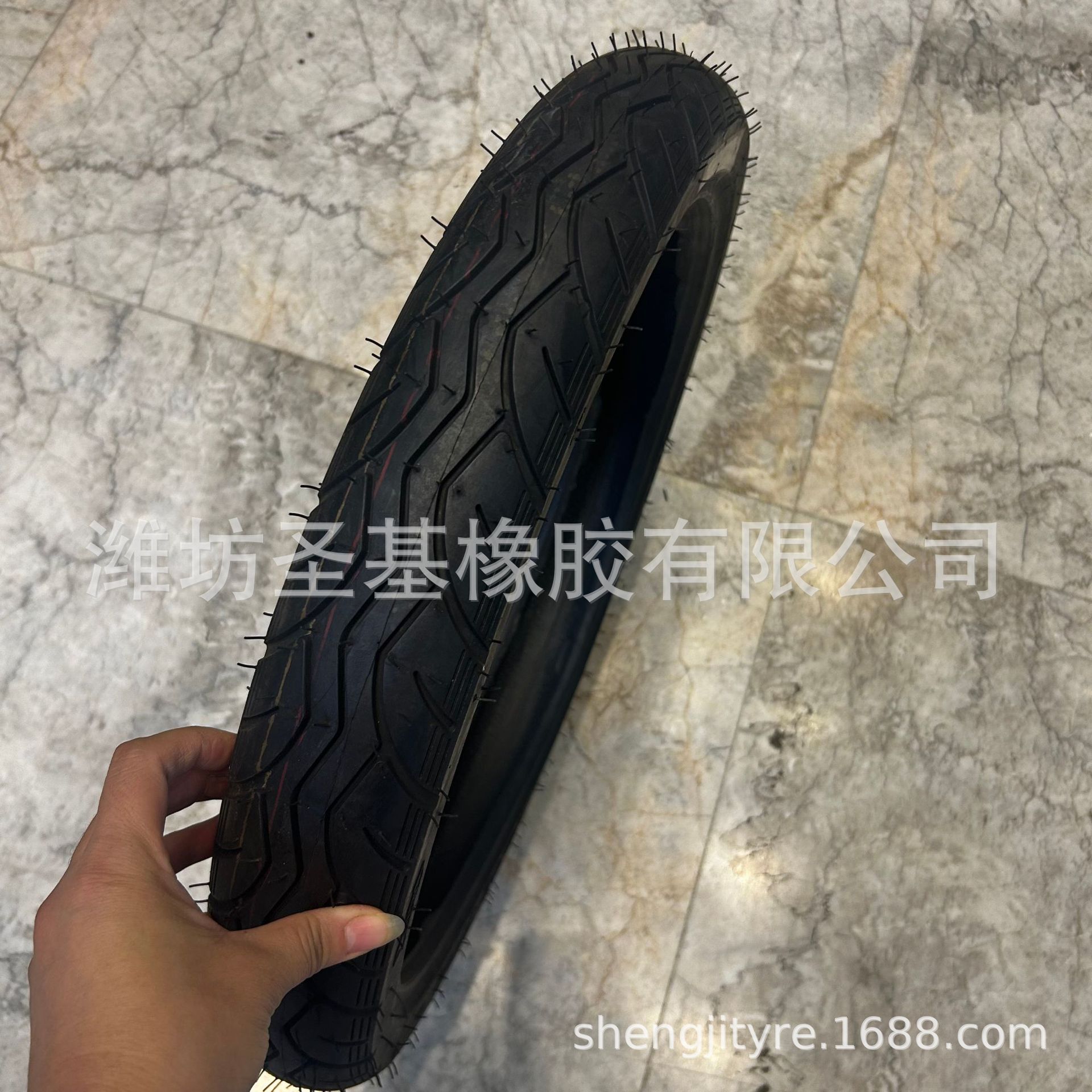 工厂直售 摩托车胎外胎防滑耐磨70/90-17