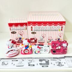トレンドグッズ第2弾 サンリオ ハローキティ50周年記念 ペンダントガチャ カメラ目覚まし時計