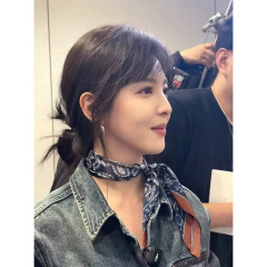 腰果の花の桑の絹糸のスカーフは韓国版のヒップホップメンズの女性の章若楠の同じタイプのシルクのタオルの53cmの小さい方のタオルを合わせます。