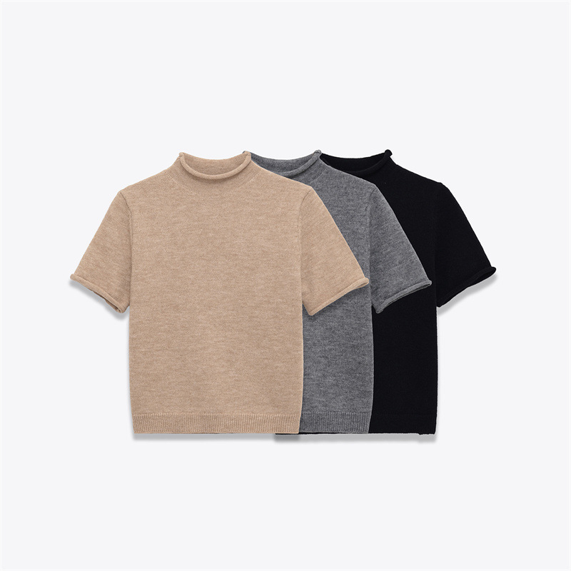 Foreign Trade Wholesale European and American Style 2025 Winter New Women's Clothing Simple Soft Flat Knitted Short-Sleeved Knitwear 5536135