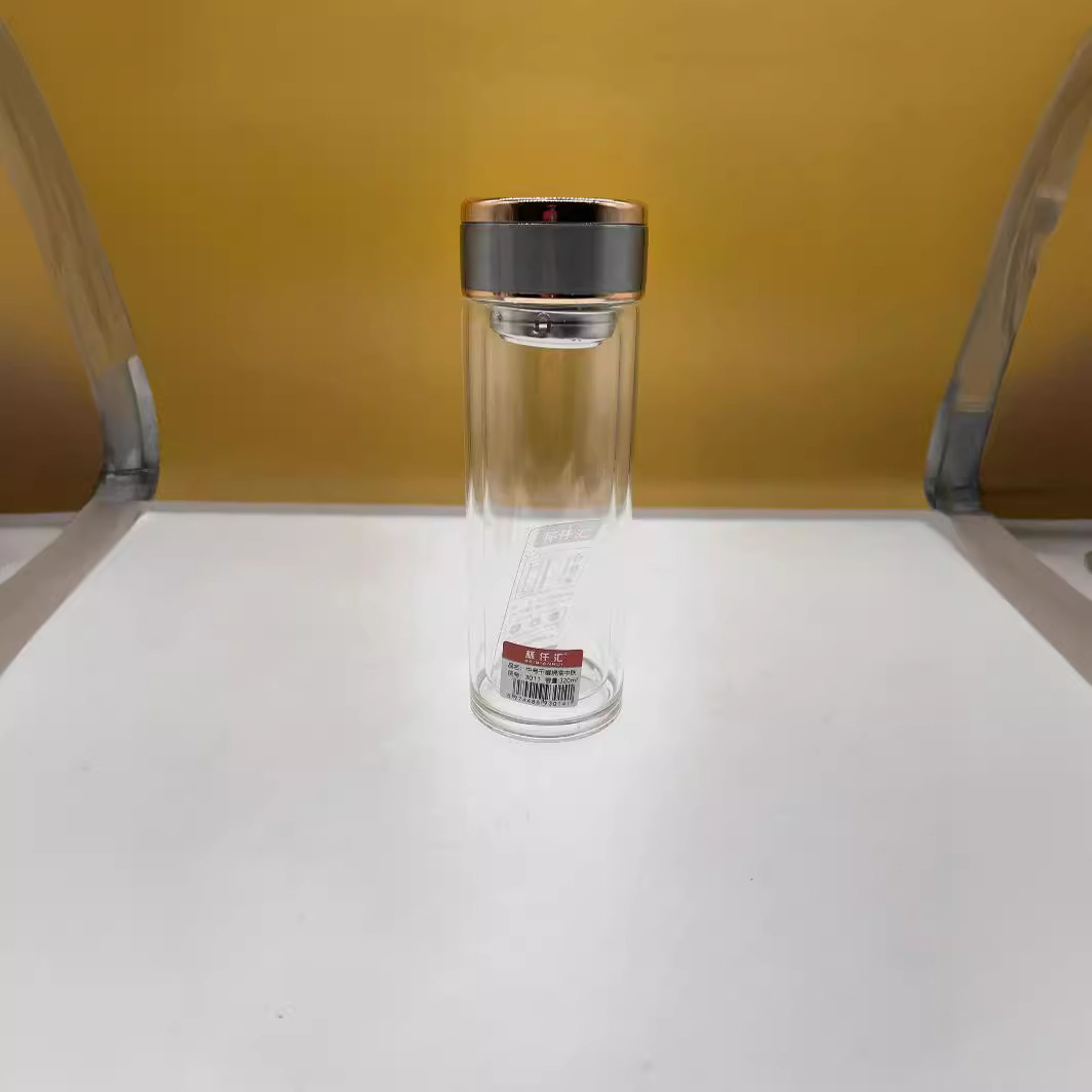 Tazas de vidrio 3011 tazas de vidrio transparente de té de flores portátiles tazas de agua domésticas con tazas de vidrio cubiertas fabricantes al por mayor