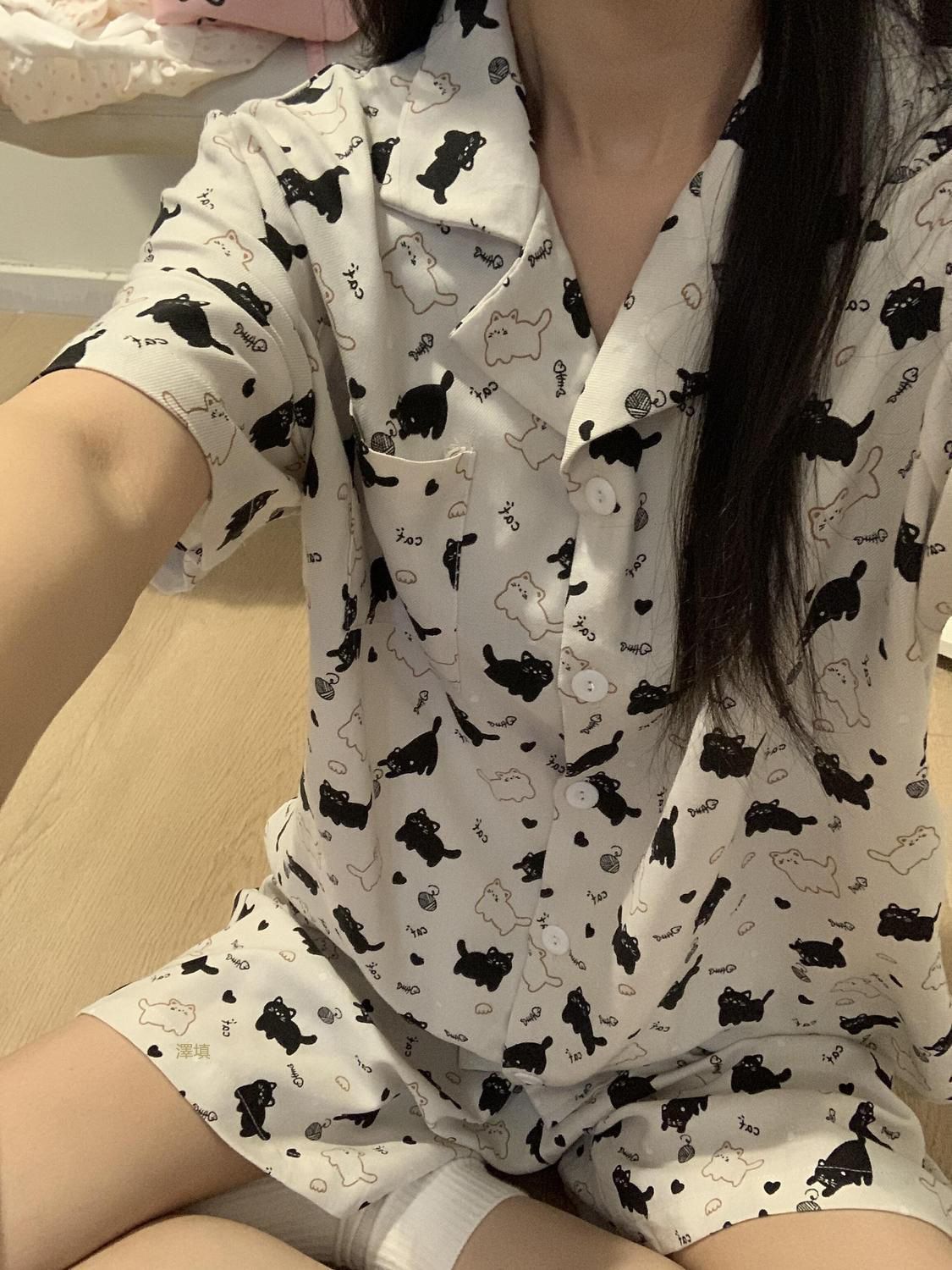 Pijama coreano de primavera y otoño lindo KT gatos cuadrícula pantalones cortos de manga corta cardigan set nubes algodón ropa de hogar se puede usar fuera