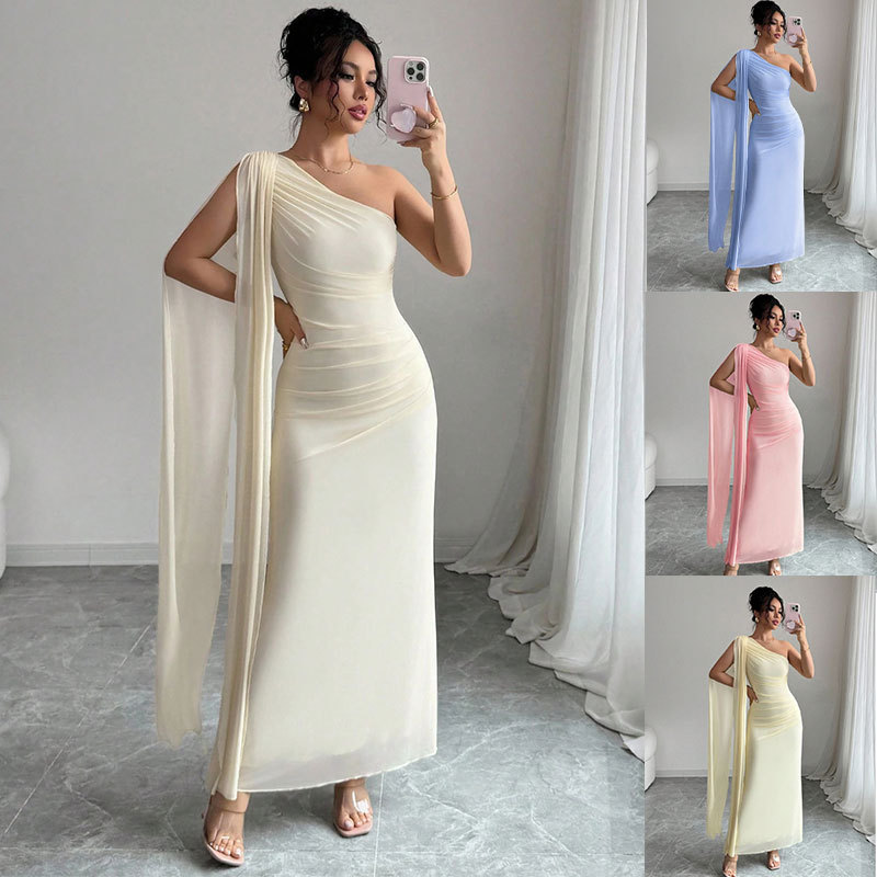 2026 New Style Elegant and Graceful One-Shoulder Silk Dress with Flowing Ribbons, Slim Fit, Mesh Fabric, Women's Fashion for Commuting 2026 New Style Elegant and Graceful One-Shoulder Silk Dress with Flowing Ribbons, Slim Fit, Mesh Fabric, Women's Fashion for Commuting