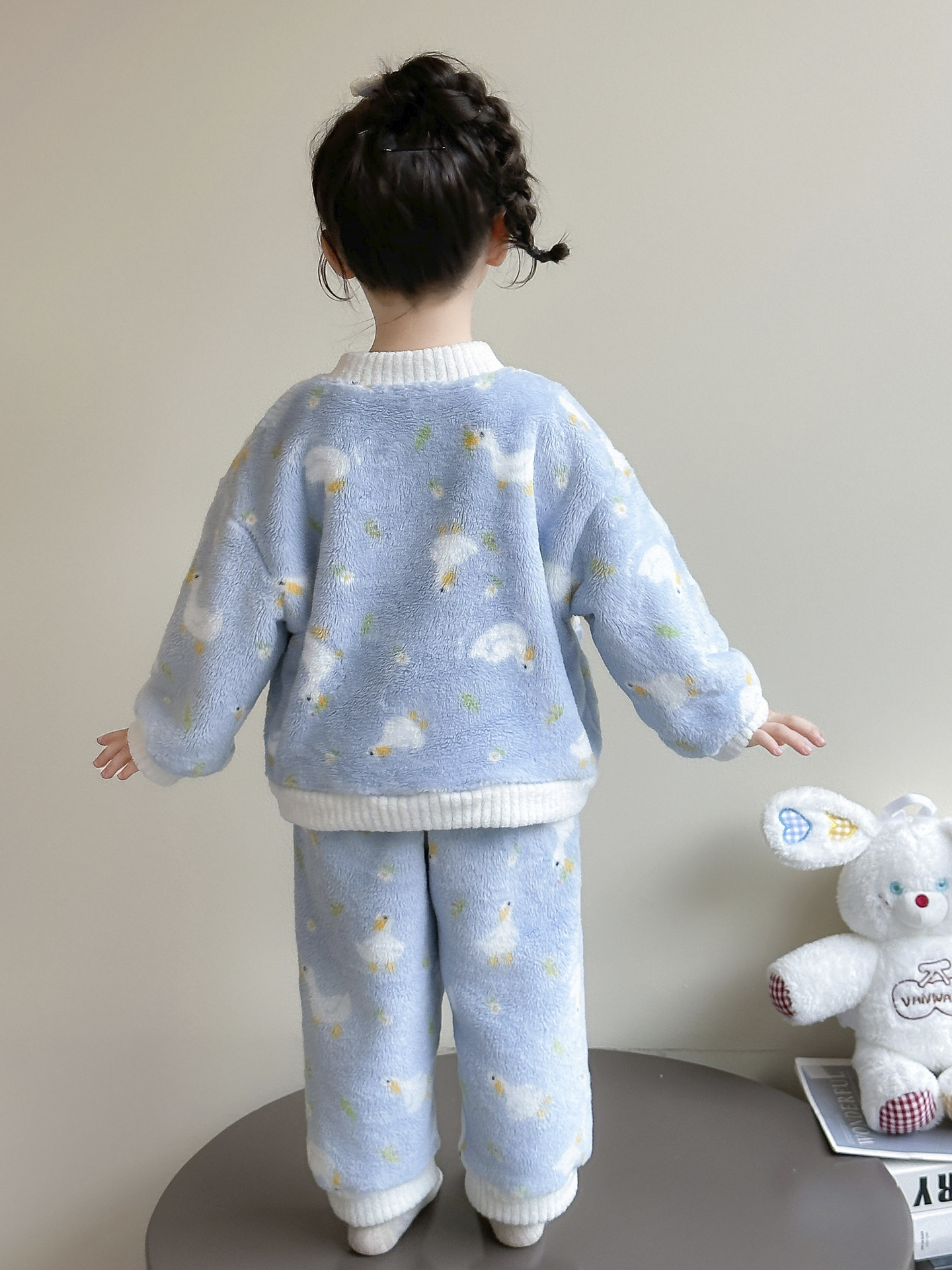 Niñas pijamas de franela conjunto de invierno de invierno caliente y grueso bebé coral cordillera ropa de casa cardigan