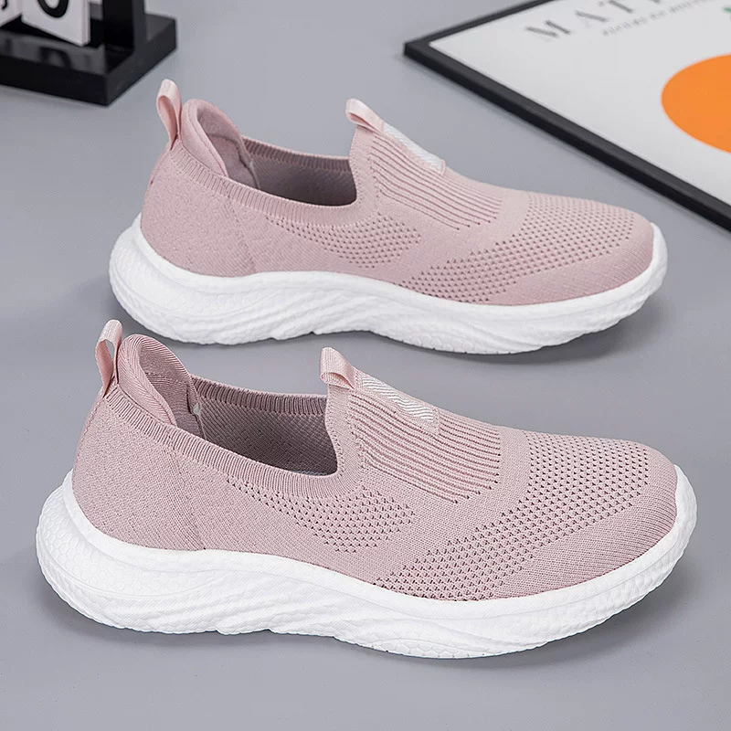 Walking shoes for leisure, breathable footwear for mother, for middle age, soft sole