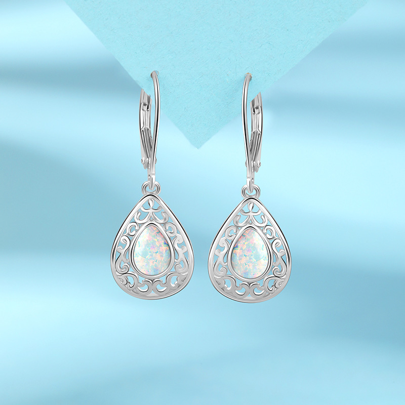 925 plata esterlina forma de gota de agua sintética OPPO pendientes para mujeres Europa y América lujo ligero nicho de alto nivel sensación OPPO pendientes de piedra