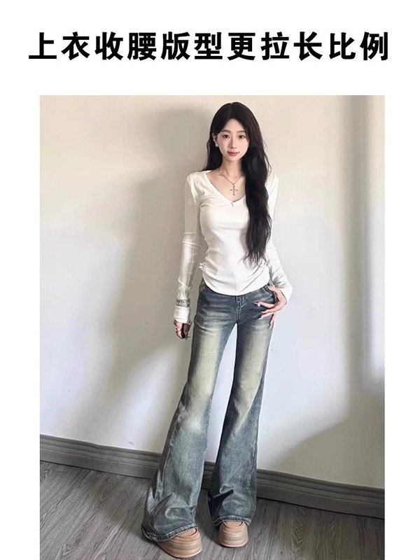白色V领正肩长袖t恤打底衫女款初早秋收腰修身辣妹薄款内搭小上衣|undefined
