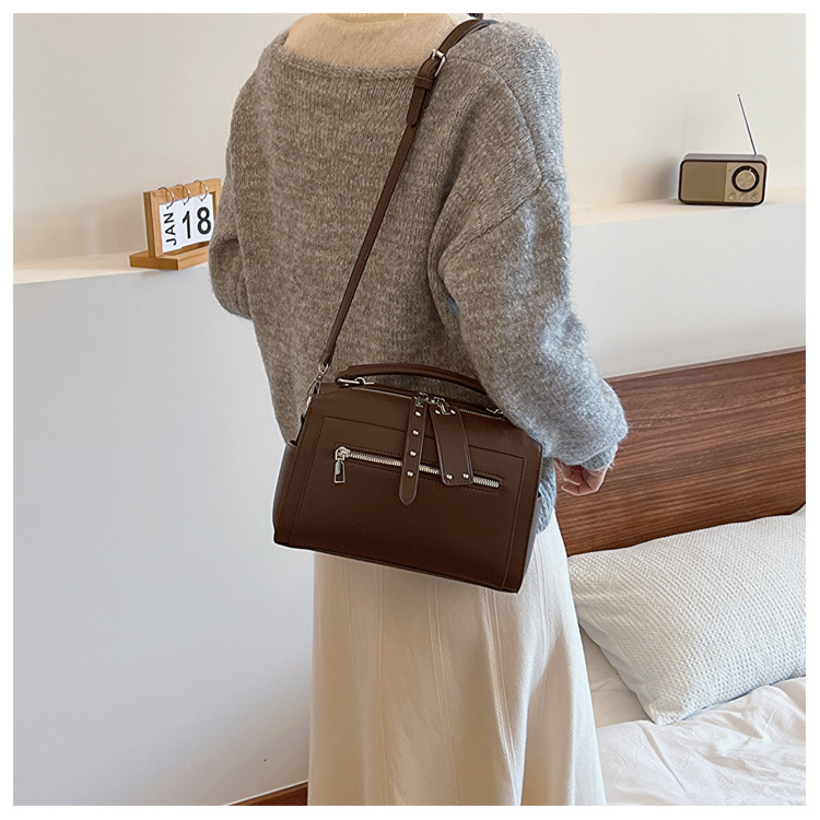 Women's Small Pu Leather Solid Color Vintage Style Square Zipper Box Bag Box Bag display picture 15