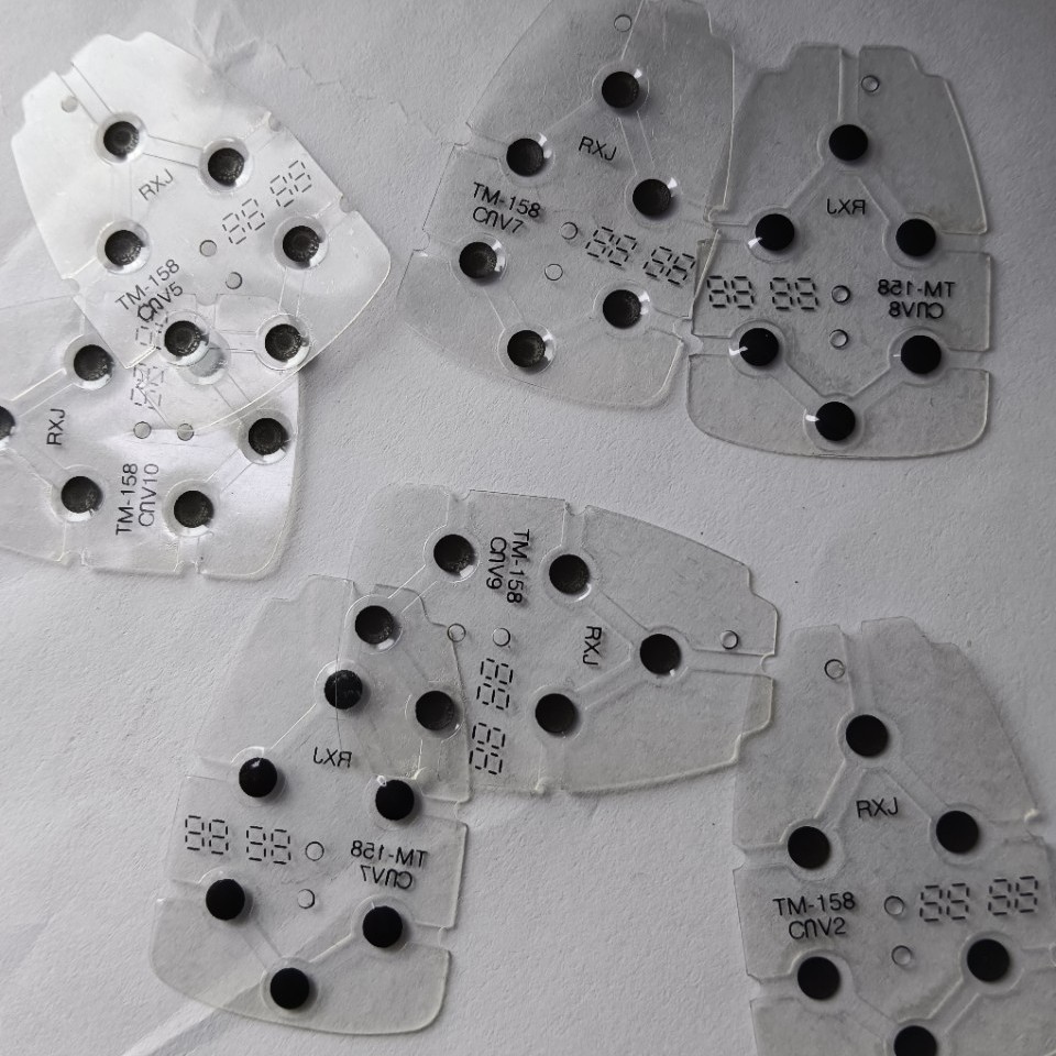 厂家直销适用于克莱斯勒小遥控钥匙薄膜按键 ，弹片锅仔片按钮