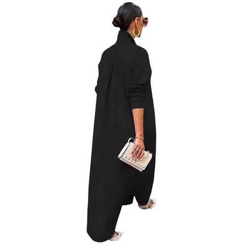 Plus-size women's fashion casual solid-color tunic for autumn/winter—loose fit, long sleeves, extra-large size