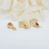 DIY ювелирные аксессуары 18K золото рубин кулон вентилятор ухо кулон аксессуары ожерелье кулон пустой