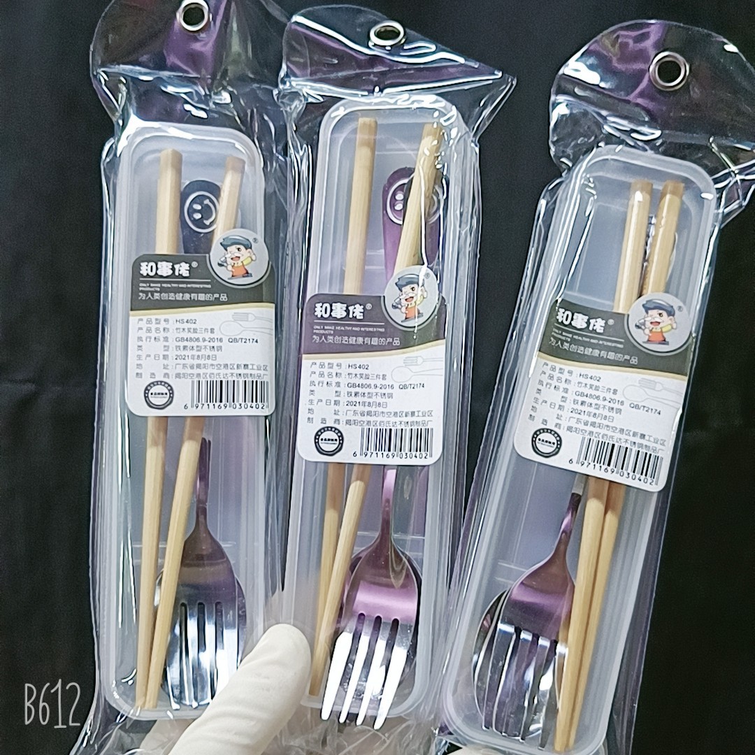 Nueva moda caja de dibujos animados de acero inoxidable regalo snack cubiertos set estudiantes portátiles cucharas al aire libre palillos