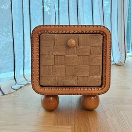 沙发椅;餐椅;餐边柜