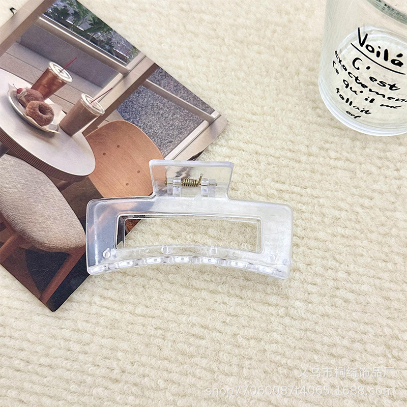 Gran clip de tiburón para el cabello, agarre fuerte, estilo simple y elegante, accesorio trasero para mujeres, proveedor directo de Yiwu