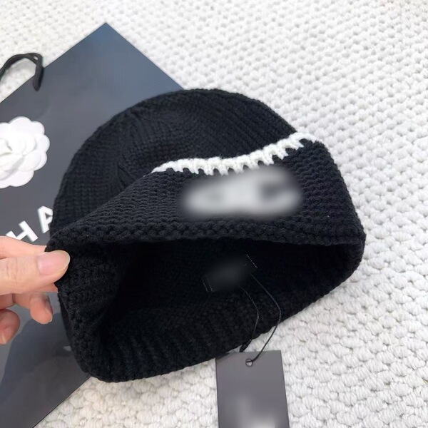 Demi-season knitted woolen keep warm knitted hat for men and women