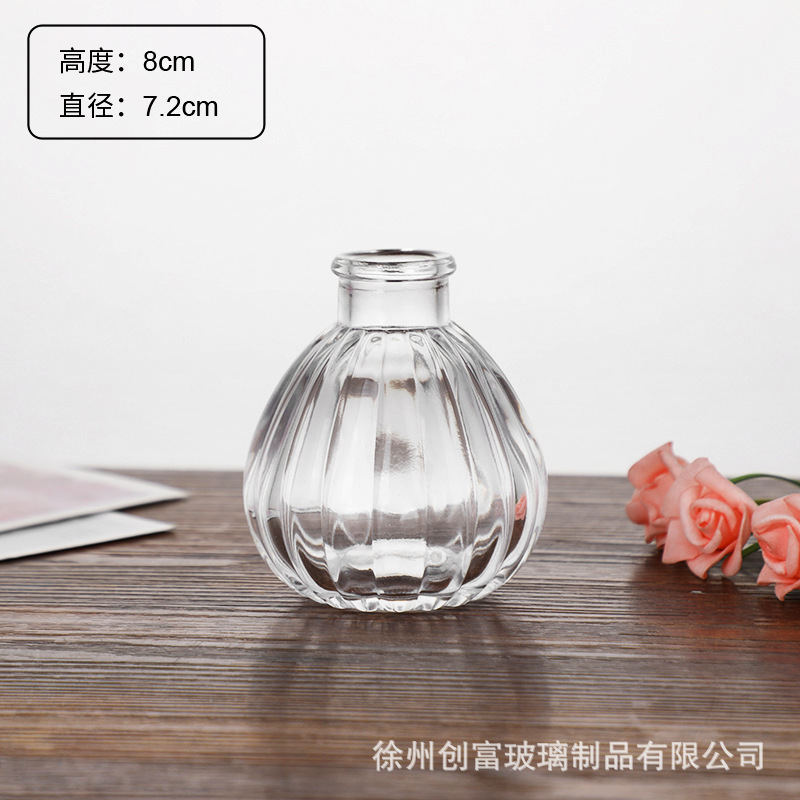 Luz de lujo simple retro mini jarrón de vidrio en vidrio de viento pequeño jarrón de flores flores flores secas flores decoración de oficina