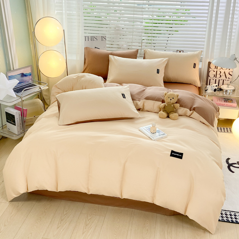 Algodón simple de cuatro piezas de color sólido cubierta de edredón de algodón dormitorio de estudiantes de tres piezas de cama de algodón de lana larga cuatro piezas de algodón