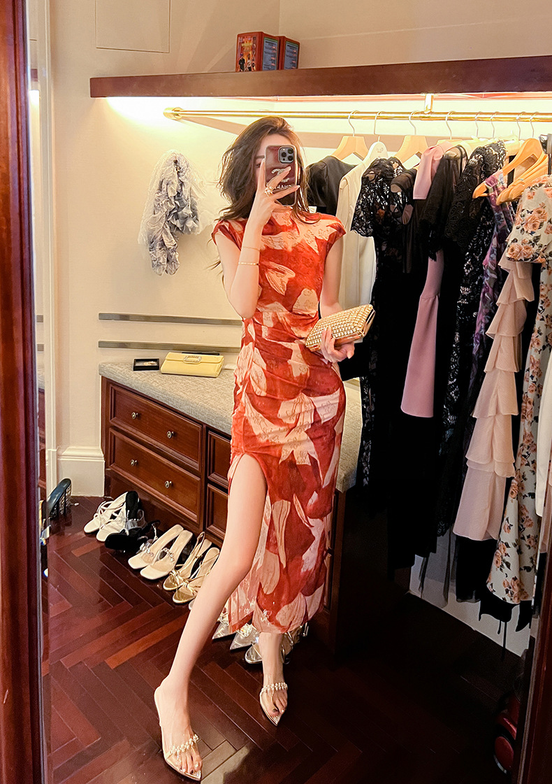 Đầm maxi nữ lưới in họa tiết retro xẻ tà dài — Đỏ cát Be chi tiết 4