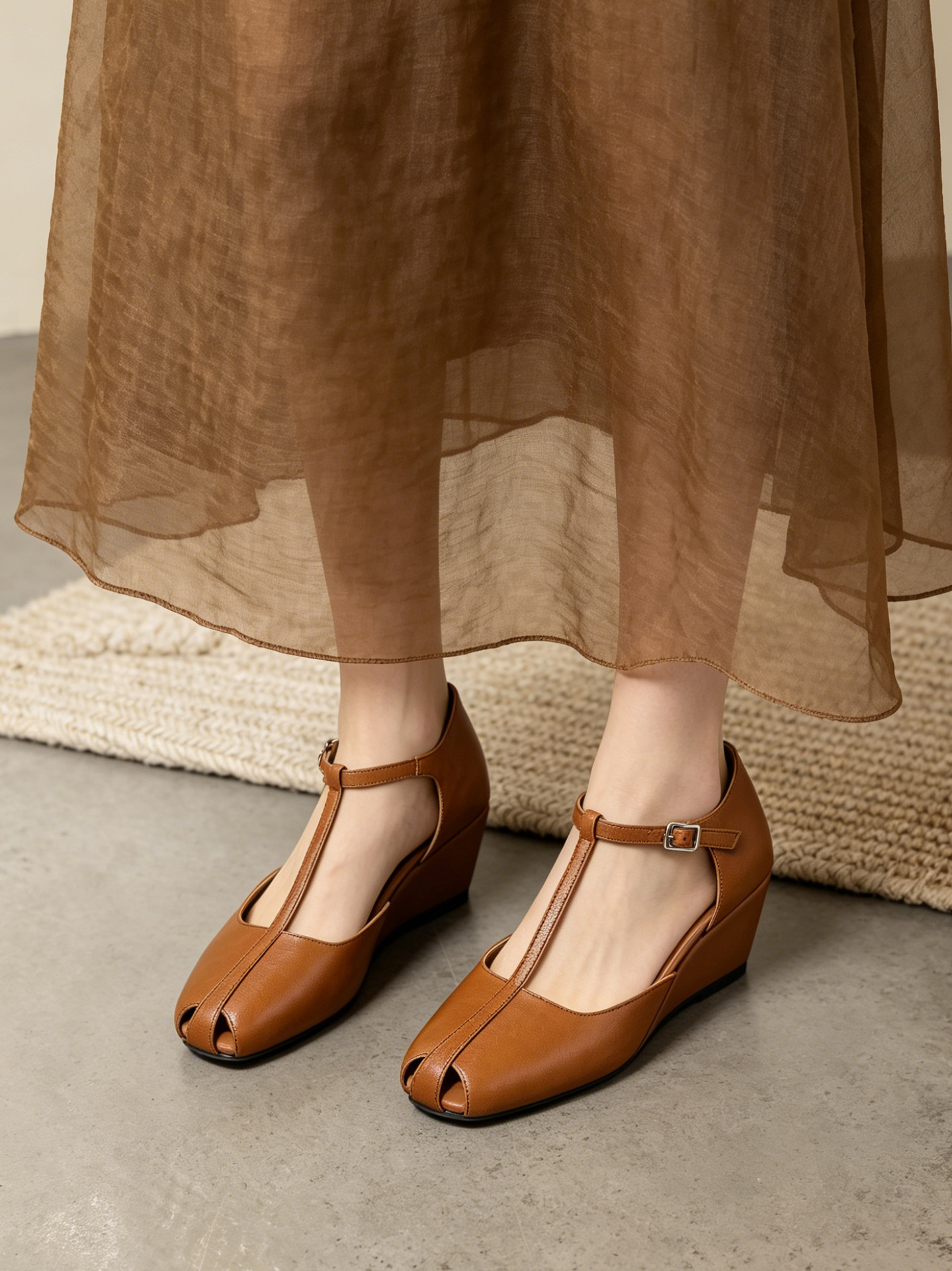 Sandal nữ cao gót phong cách Pháp cổ điển, quai chữ T, gót xuồng, mũi hở — màu nâu chi tiết 2