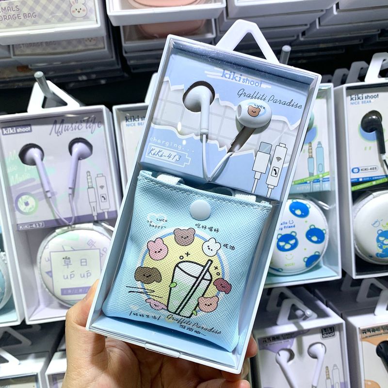 Kikiメーカー卸売りは華為type-cインターフェイスのイヤホン学生のかわいいアニメ収納袋のイヤホンを適用している|undefined