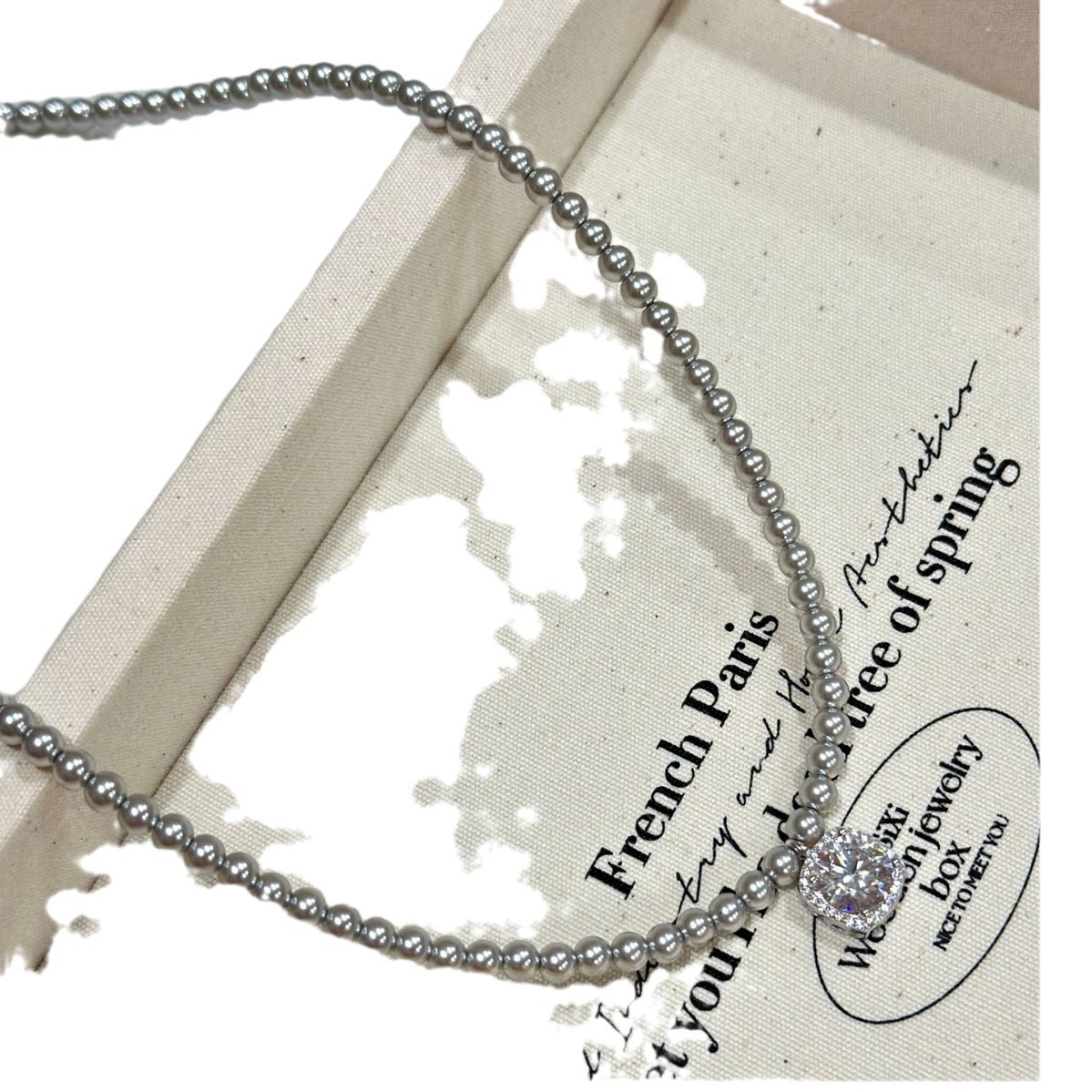 S925 Sterling Silver Round Pearl Necklace With Sparkling Diamond Cube_voghion.com